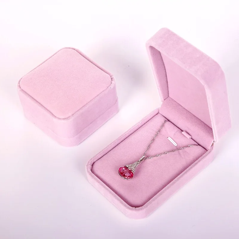 

Wholesale High Quality Flocking Velvet Jewelry Box Girls Character Necklace Pendant Jewelry Box