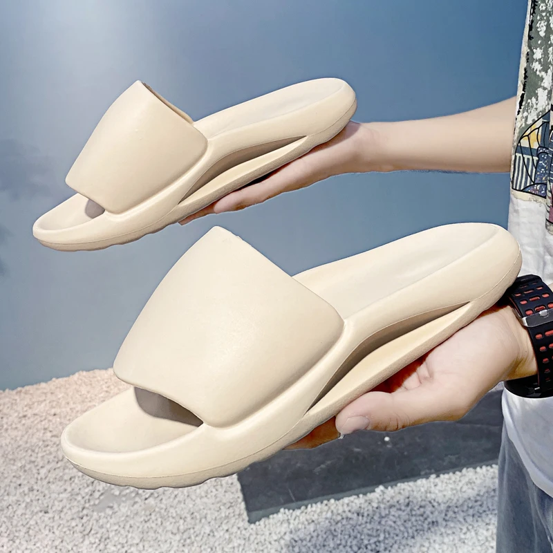 

2020 New style big size beach men custom slipper sandals summer comfortable outdoor yeezy slides slippers