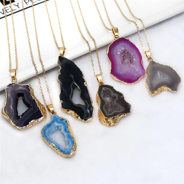 

Handmade jewelry natural agate Crystal hole pendant necklace electroplated Hemming necklace