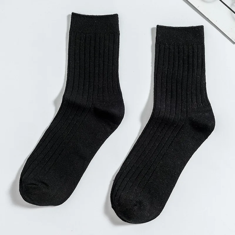 

2022 Stylish All Season Warm Comfortable Knitted Socks Sporting Goods Soft Solid Color Cotton Mens Socks In Bulk For Cheap