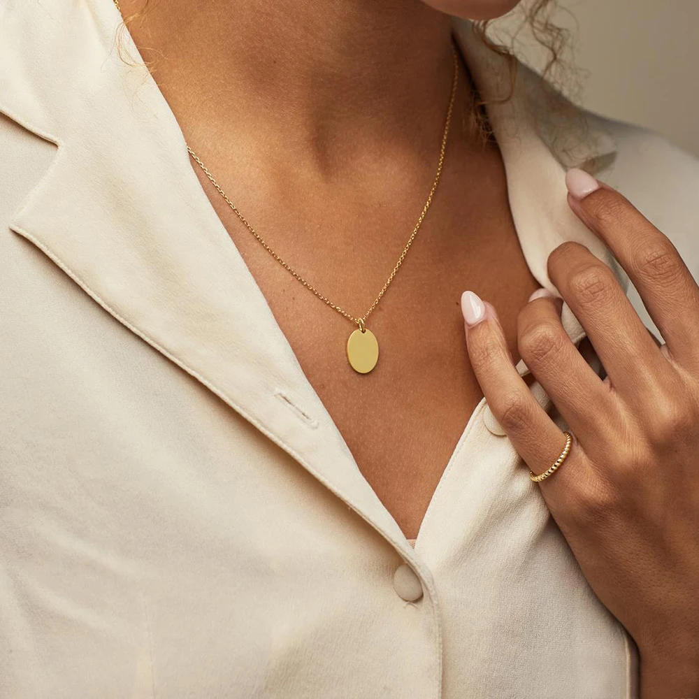 

Amazon fashion Stainless Steel Oval Pendant 14K Gold Necklace women's jewelry