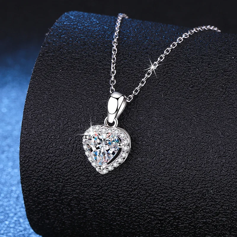 Ready to Ship Full Diamond  1 Carat D Color Moissanite Heart Shape Pendant S925 Sterling Silver Necklace for Women