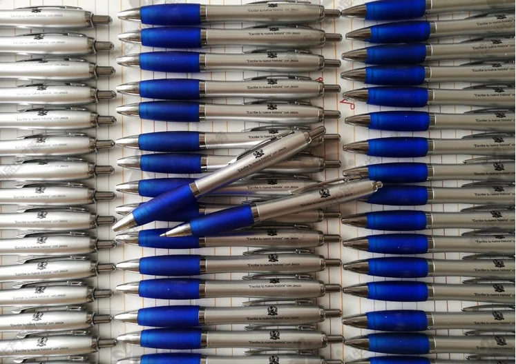 Plastic Pens (5).png