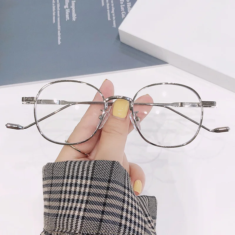 

Penetrating glasses glasses ladies Same luxury brand Small frame men's fashion Fashion can be matched with myopia glasses 881