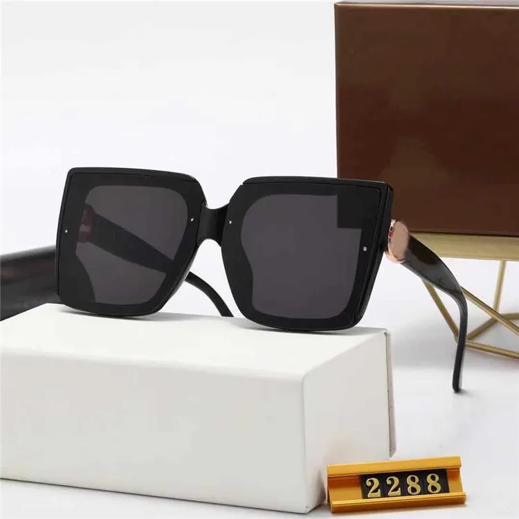 

Spot wholesale fashion retro big frame square sunglass luxury brand design women sunglasses 2022