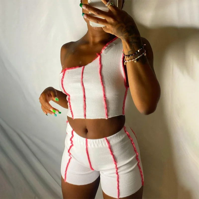 

2021 Fashion Wholesale Women Casual Contrast Color Printing One Shoulder Clothing Party Club Shorts 2 Piece Set, Customized color