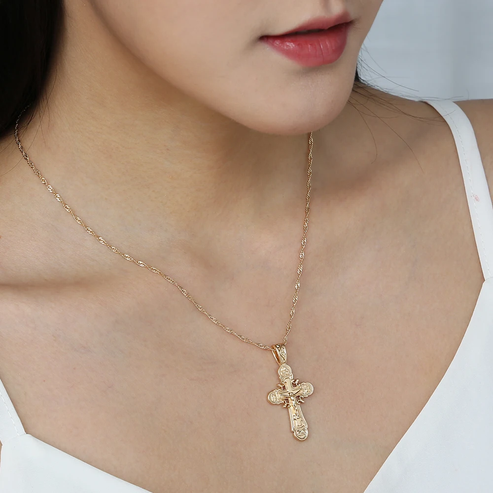 

Hot Selling Fashion Classic Style Gold Cross Pendant Necklace Woman Jewelry