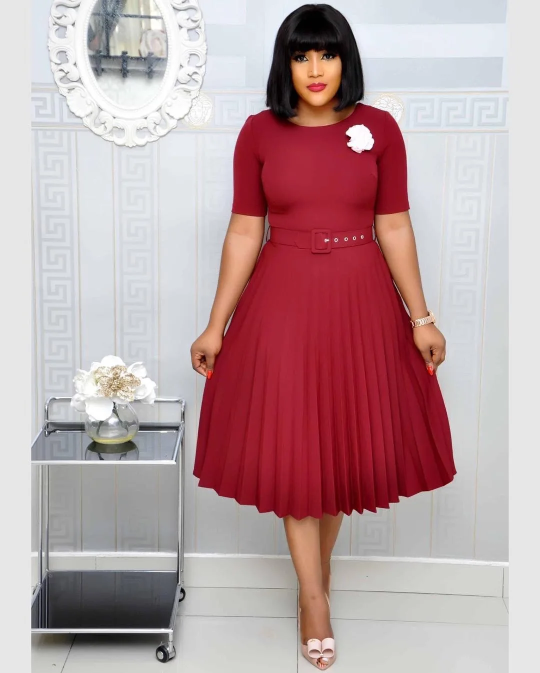 

2022 Hot sale African Style Casual Dresses For Women Short Sleeve Soild Color Pleated Skirt Women Elegant Party Evening Dress