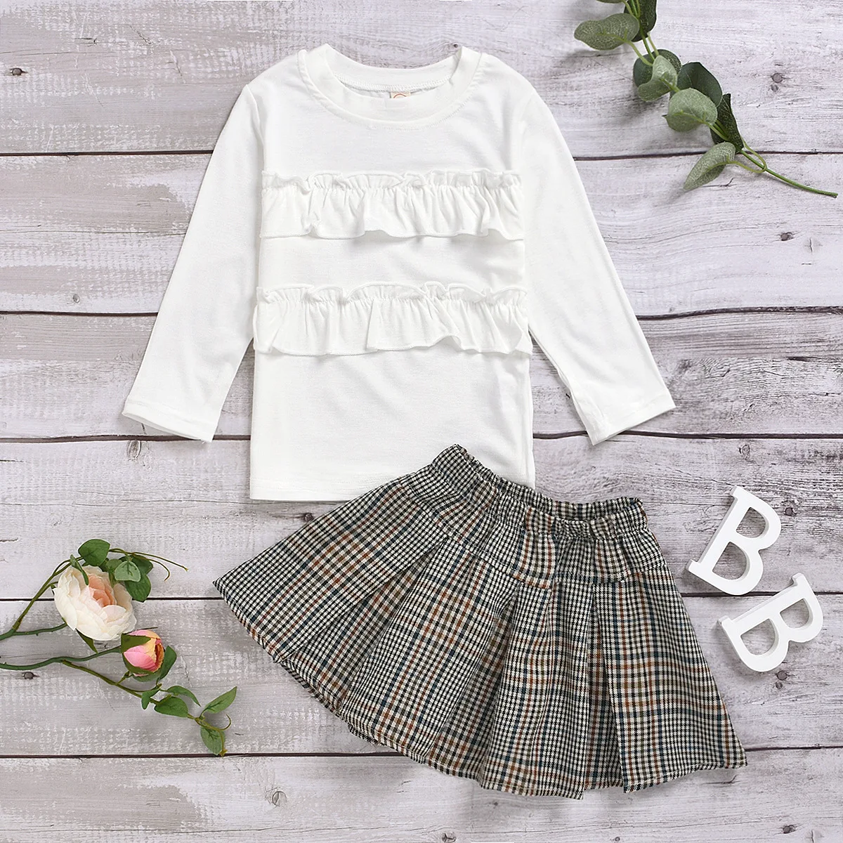 t恤   格子裙 2 件儿童服装
