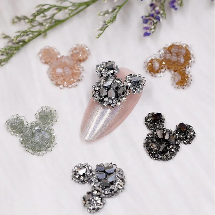 

Lovely Mouse Heads Crystal Stud Nails 3D Decoration Rhinestone Nail Art Butterfly Bear Shape Resin Rhinestone NR010