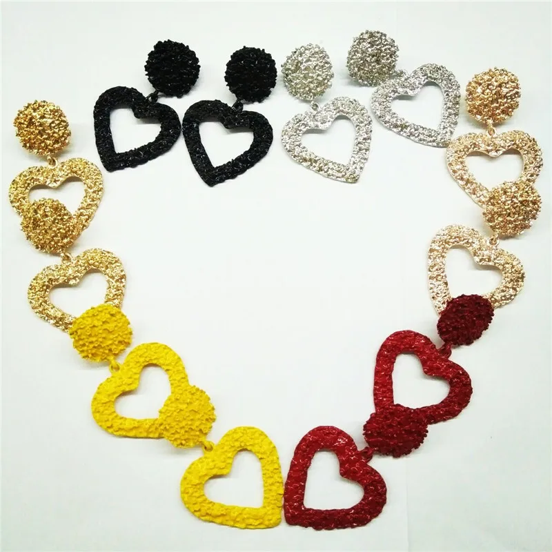 

ADELANTE Wholesale Cross Border Best Selling Relief Flower Exaggerated Heart-Shaped Metal Earrings