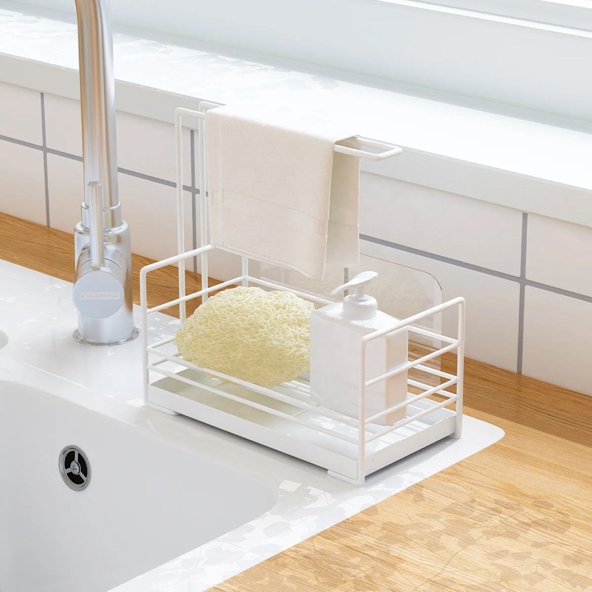 

Yushijia Metal Standing Sponge holder drain basket beside sink