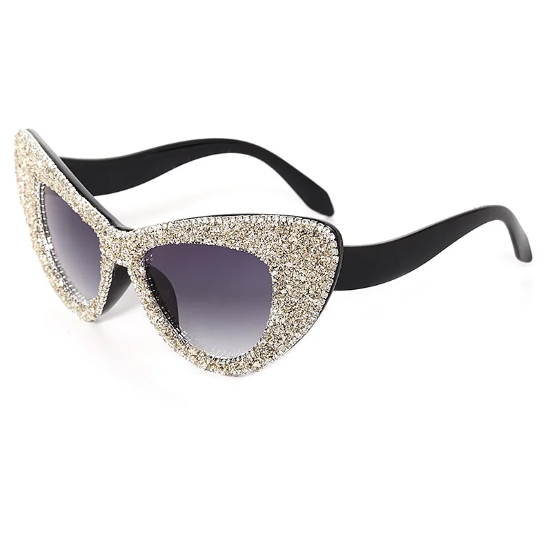 

2021 New Cat Eye Women Luxury Rhinestone Big frame Oversized Cat Eye Sun Glasses for Women Sunglasses Shades