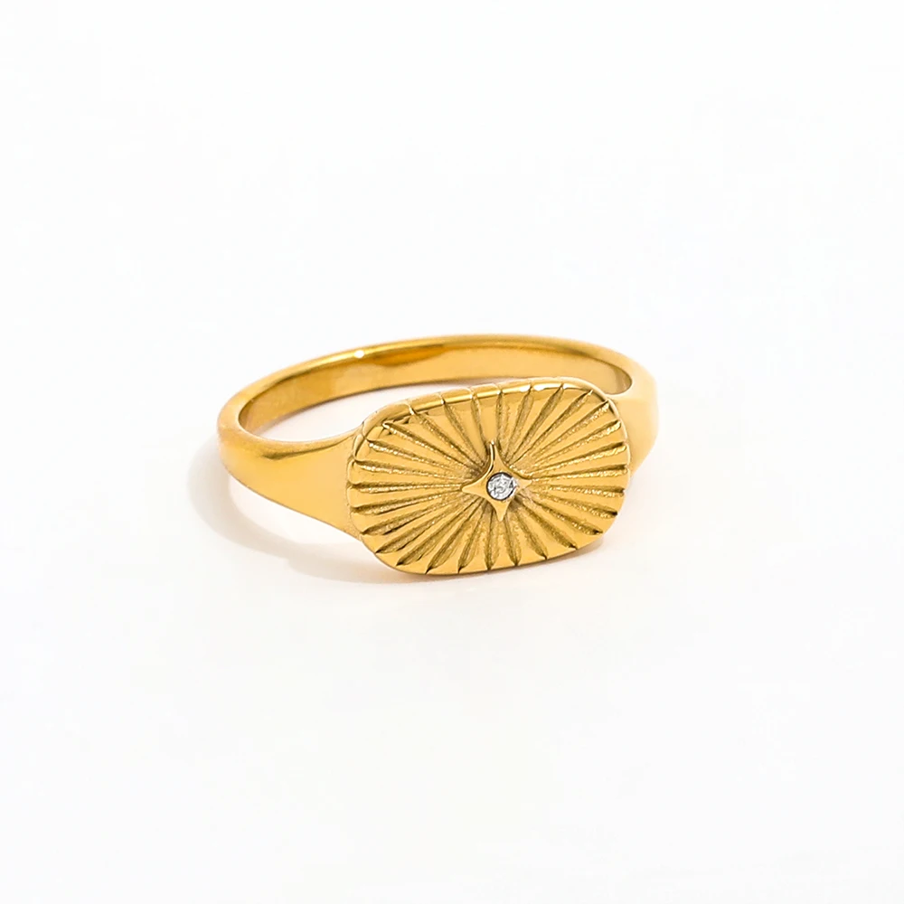 High End Tarnish Free PVD Gold Plated Sunburst Rings Stainless Steel Jewelry