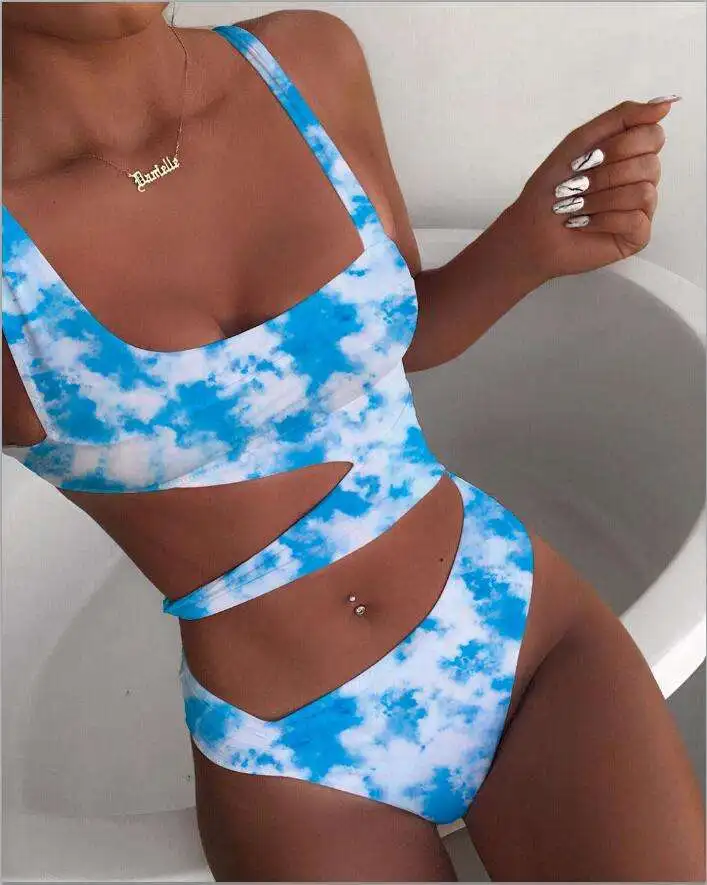 

2021 Trendy One-piece Swimsuit Hollow Out Irregular Sport Sexy Fitness Swimwear Designer Bikinis Bathing Suits For Women Luxury