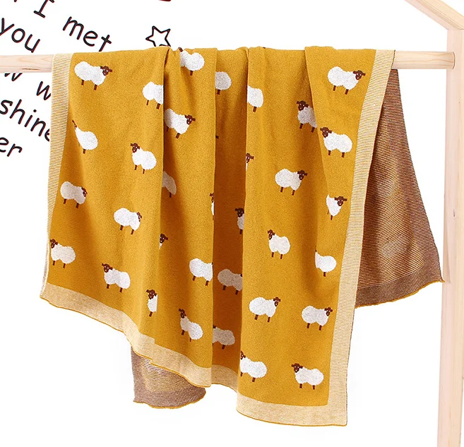 New hot selling knitted cotton blanket a good partner for baby sleeping soft and light baby blanket outdoor windproof blanket