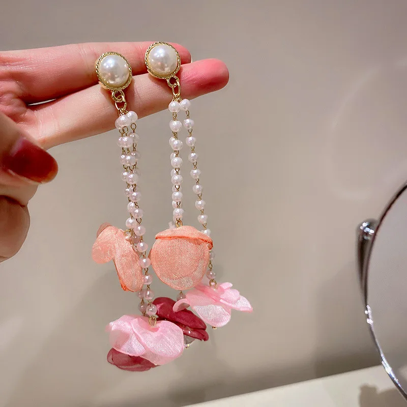 

Barlaycs 2021 New Arrival Korean Fashion Cute Flower earrings Designer Fabric Flower Long Pearl Tassel Drop Earrings Jewelry