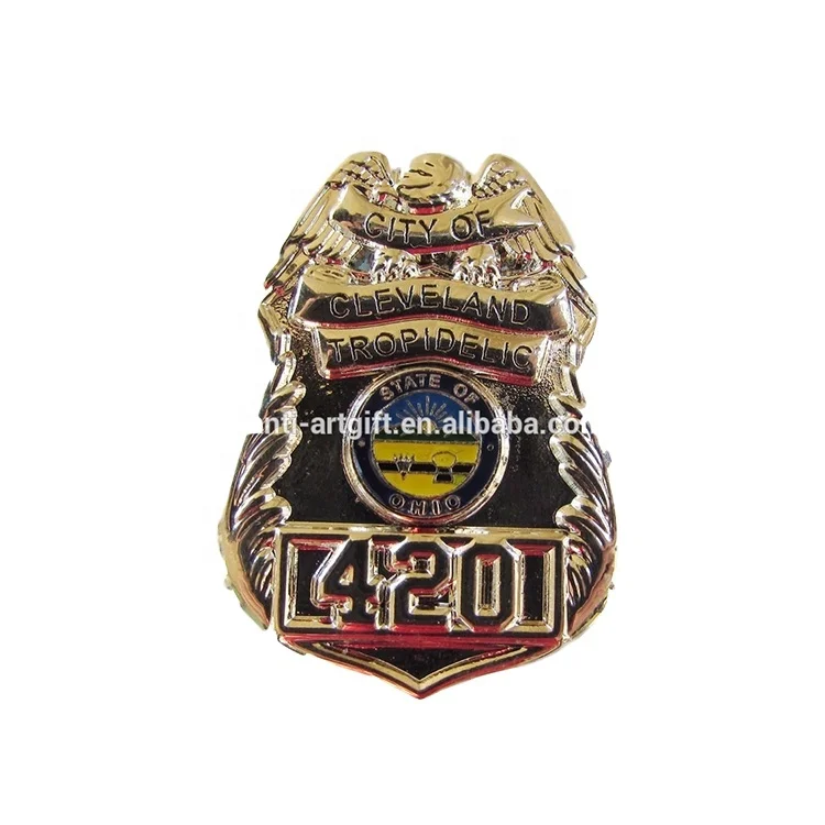 

Wholesale Custom design soft enamel 3D city gold lapel pins  Exw Price, Pantone color