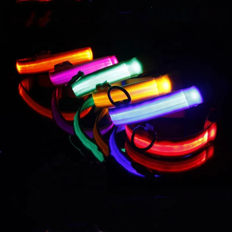 

2021 Hot Sale buckle light Flash Battery / USB Rechargeable Luminous Fluorescent Para Perros led dog collar