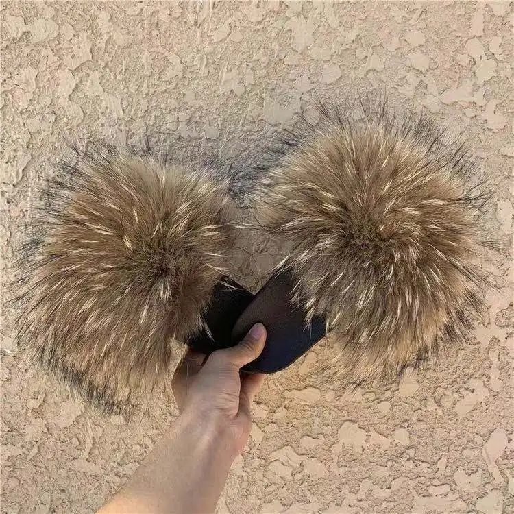 

2021 Fur Slides Wholesale Low Price Fashion Flat Raccoon Fur Slippers For Women, Customized color