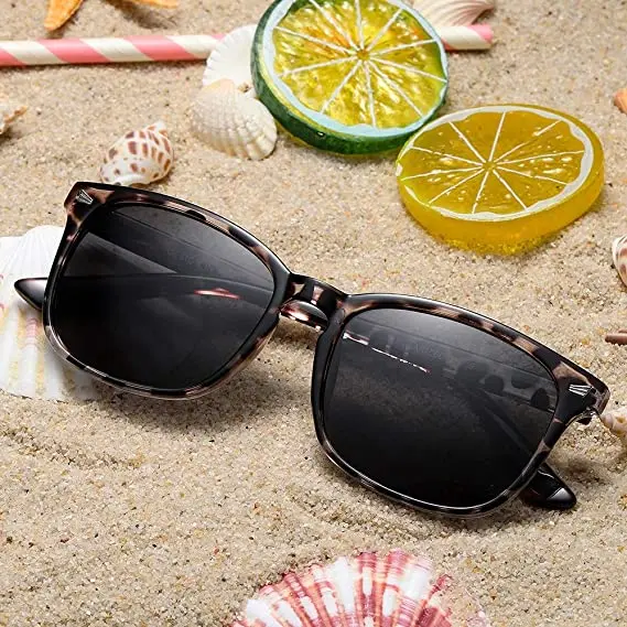 

Hongkang Cheap Wholesale Sunglasses Ladies Prices Custom Logo Uv400 Rectangle Womens Sunglasses Trendy For Women