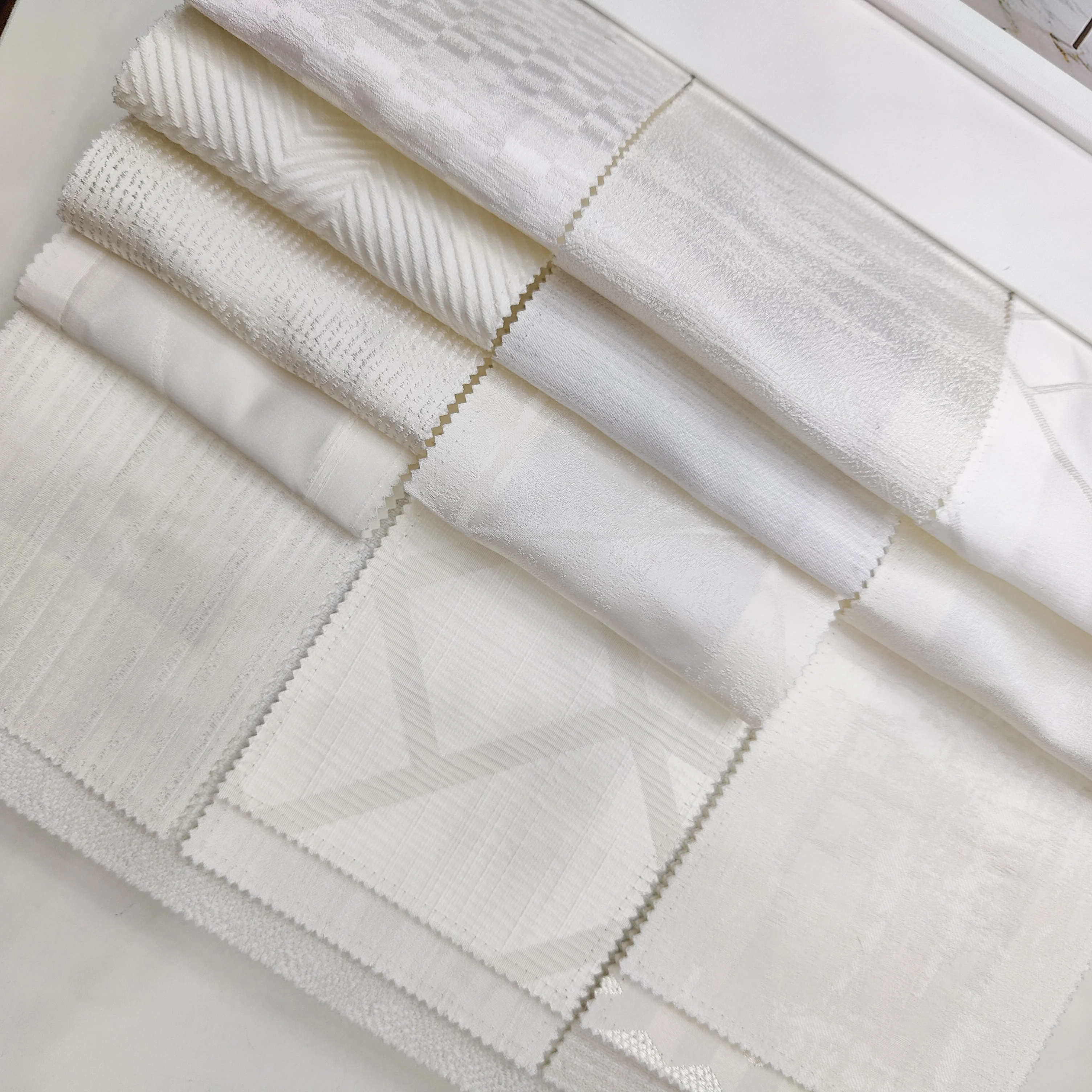 M&Y JLW228117-01 Blackout Living Room Jacquard Polyester Fabrics Dyed Window Curtain Cloth Material for Home Textile