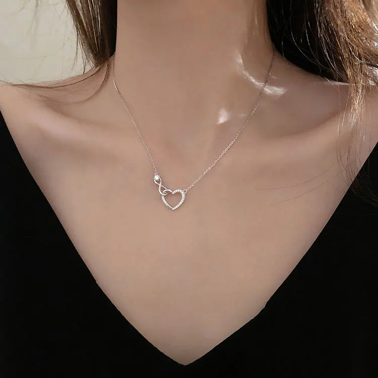 

SC Hot Selling Fashion S925 Sterling Silver Heart Choker Necklace Delicate Shiny Zircon Crystal Infinity Heart Necklace Women