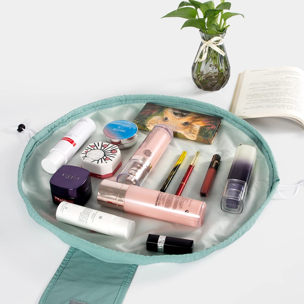 

Stock Supply Polyester Girl Waterproof Cosmetic Storage Bag Large Capacity Travel Lazy Poatable Drawstring Make Up Pouch Bag, Customized color