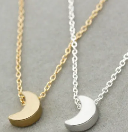 

Daily Wear Luxury Moon Minimalist Necklace Crescent Necklace for Women