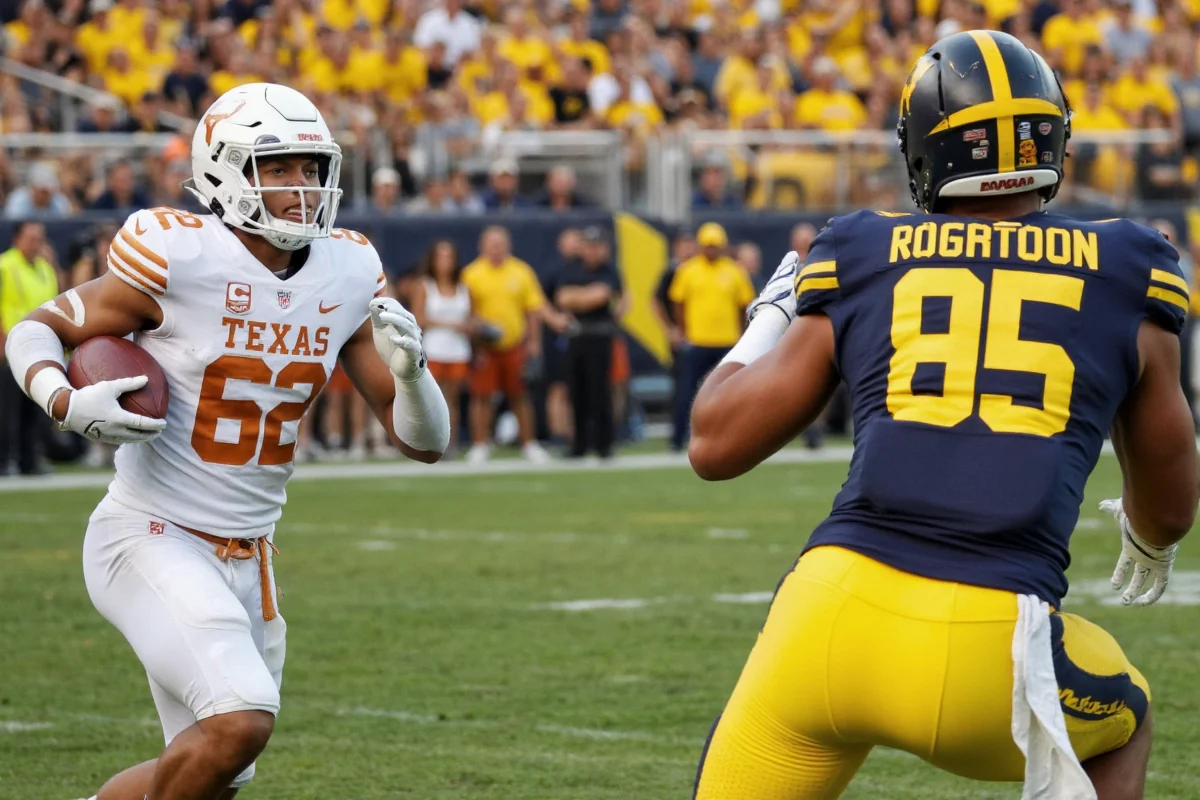 where to watch texas longhorns football vs michigan wolverines football