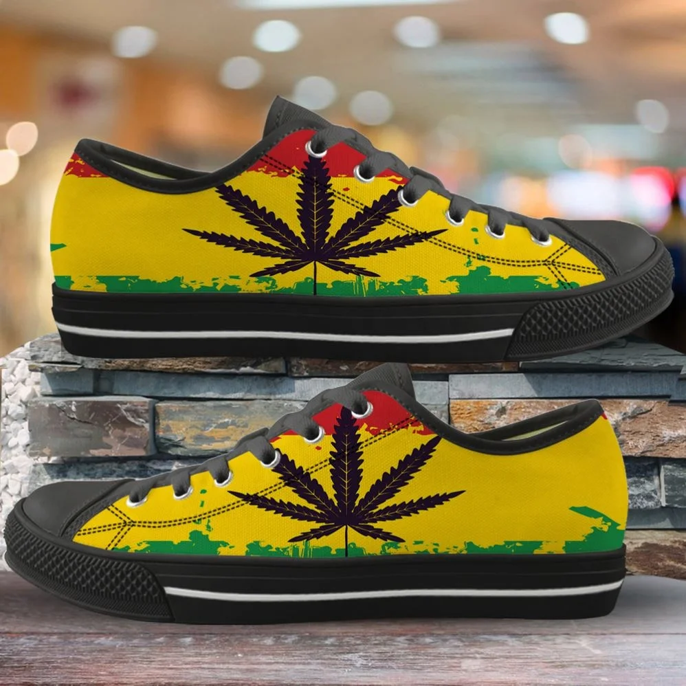 

Print On Demand Custom Your Own Design Men Low Top Canvas Shoes Jamaica Weed Leaves Pattern Male High Quality Vulcanized Sneaker, As image shows