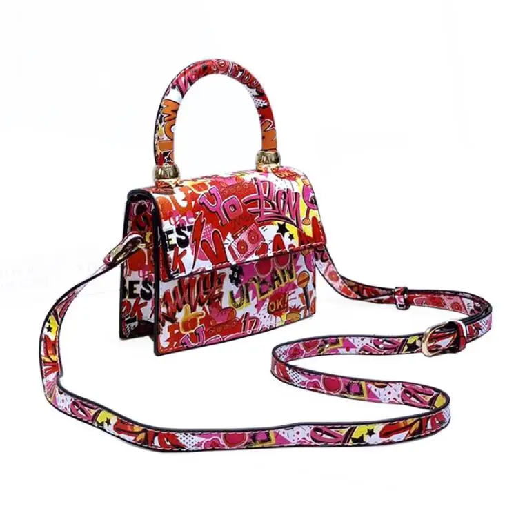 

Designer Brand Kid Purses And Handbags 2021 Fashion Pu Leather Crossbody Cute Mini Personality Trend Messenger Shoulder Bags, Blue red camel gray
