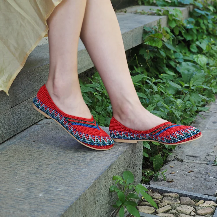 

Fashionable women's colored handmade casual knitted shoes, Customized color