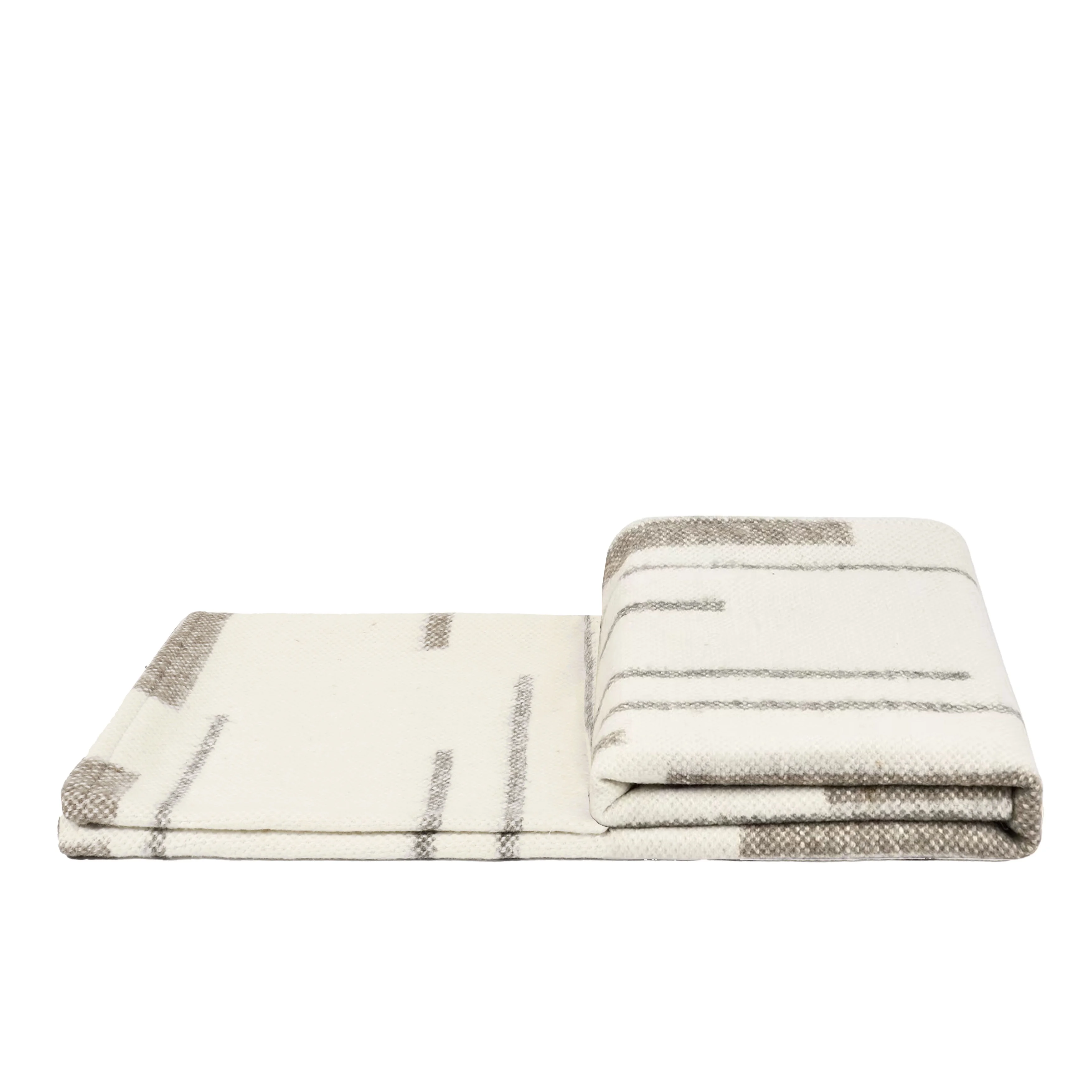TIFFHOME Custom 240*140cm Eco-Friendly Wool Throw Blanket Simple Lines Design Modern White Sofa Bed Throw Blanket