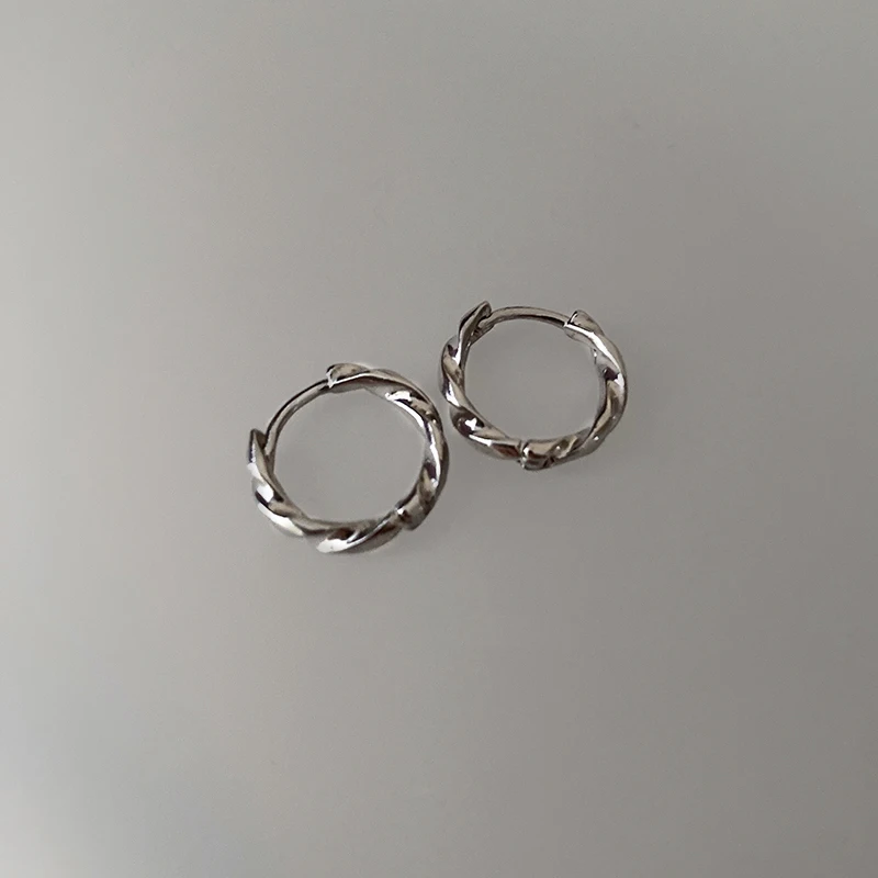 

2021 vintage clip on circle earrings women