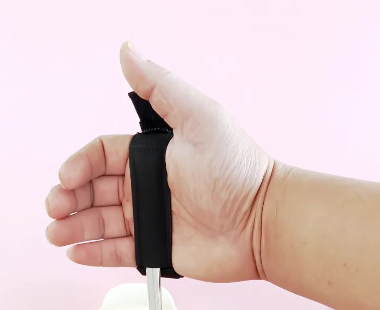 Meal Spoon For Stroke Hemiplegic Patients With Spinal Cord Injury