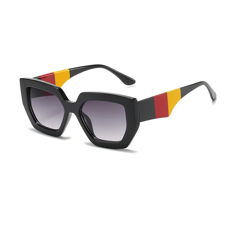 

newest Popular fashion shades women sunglasses Oversized frame Square Sunglasses