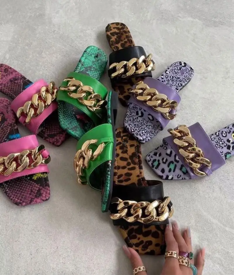 

2021 Fashion plus size popular flat sandals sexy printing square mouth metal chain summer women leopard print slippers chic, Black, red, green, purple
