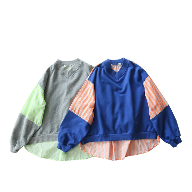 

Girls' V-neck sweater Children's Western style fluorescent strip stitching sweater