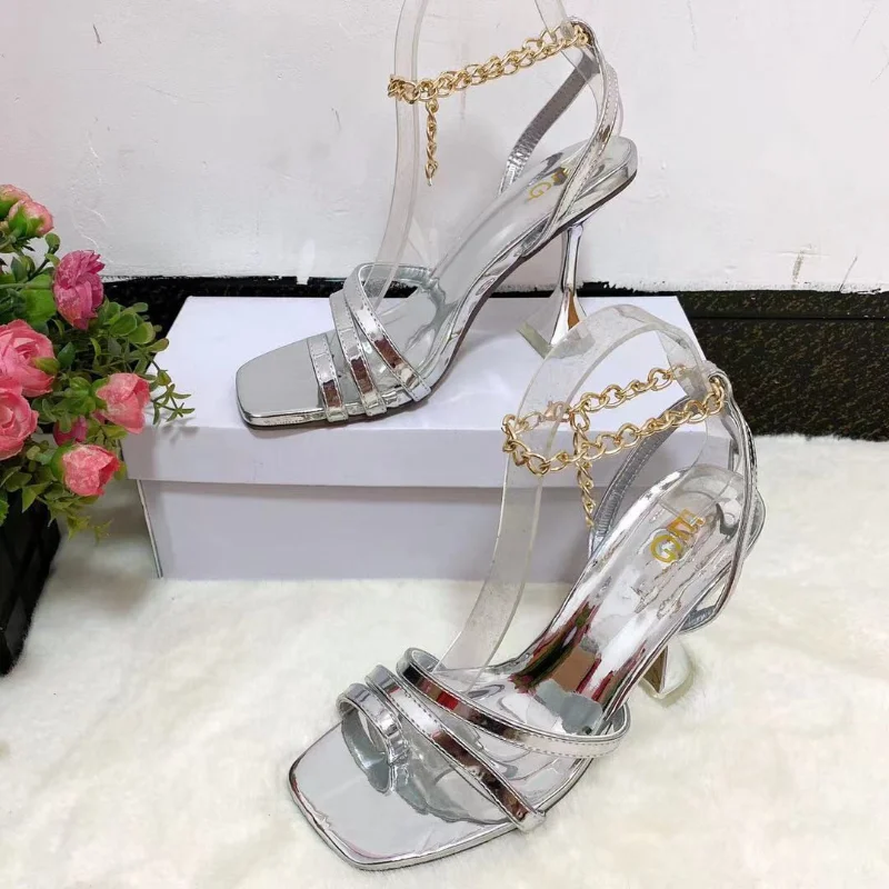 

Latest arrivals toe loop chain detail ankle strap women shoes flared block heel square peep toe lady sandals for summer