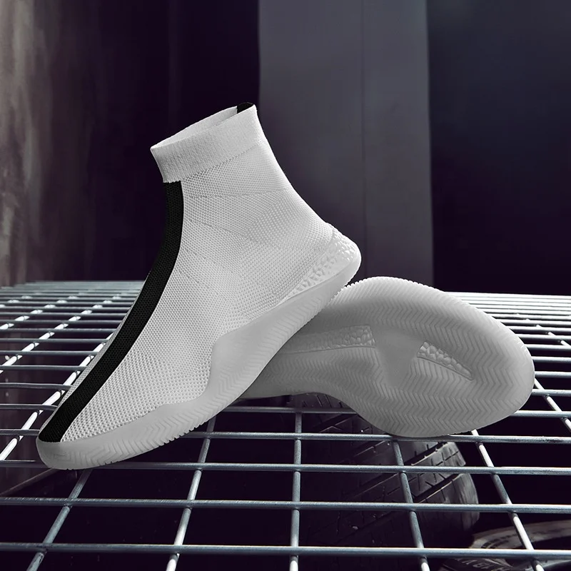 

Men's Fashion Shoes Spring And Summer New Casual Sneaker Men's Trend Personality Fly Woven Black And White Men's Shoes