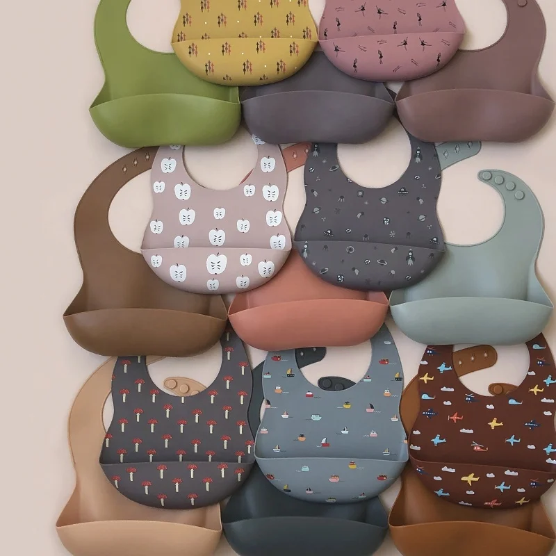 

Lifetree Food Grade Baby Dribble baby silicone bib set