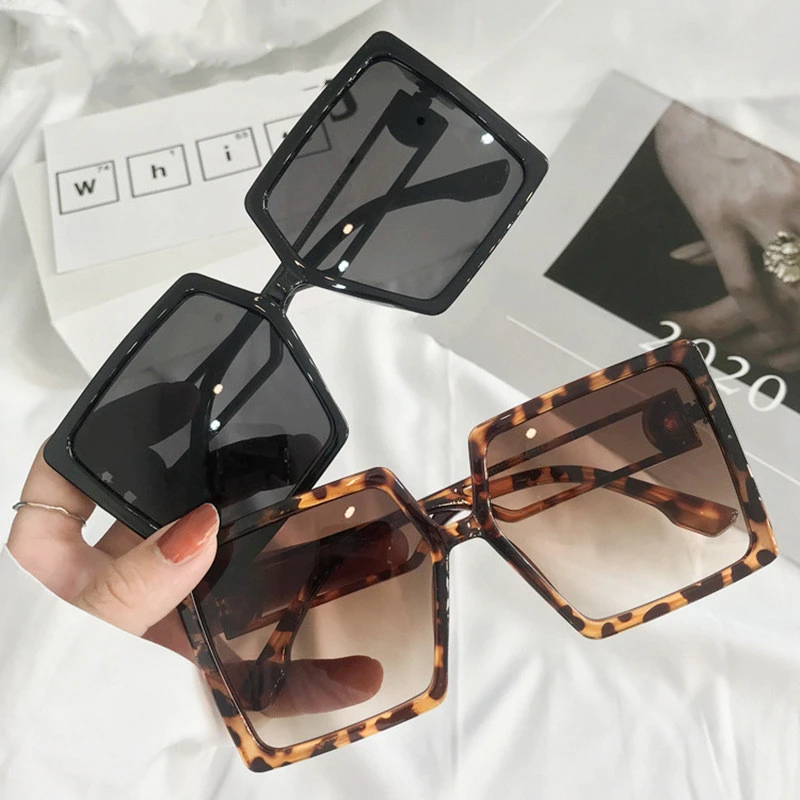 

Cat Eye Personality Street Shooting Cross-border Sunglasses Female Non-mainstream Retro Oversized Clear Sunglasses, Picture shows