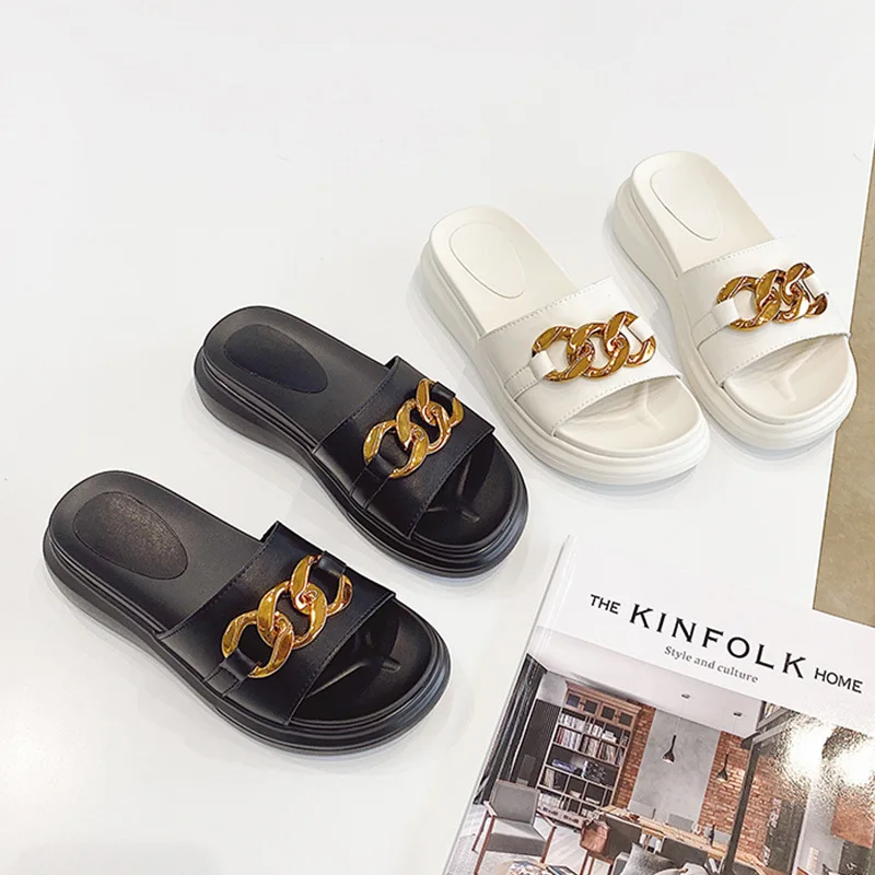 

Special Hot Selling Custom Logo Thick Sole Flippers Women Trendy Metal Chain Outdoor Slide Slippers, As picture