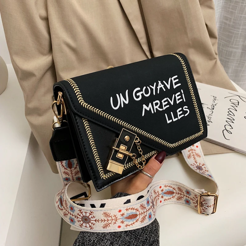 

Small clear Brand Designer Woman 2019 New Fashion Messenger Bag Chains Shoulder Bag Velvet Rivets Transparent Square PU Handbag, Black