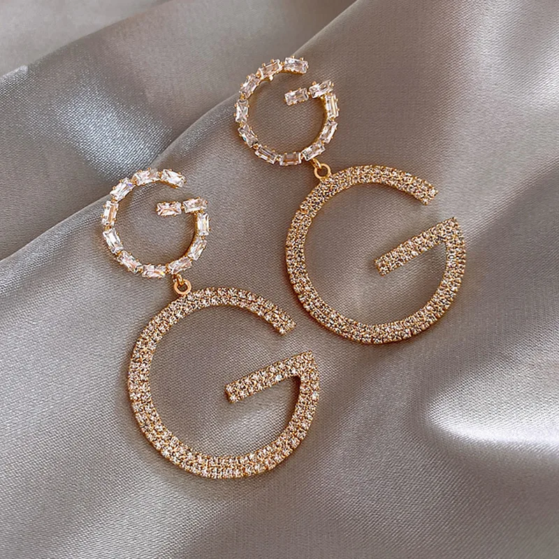 

2021 fashion trendy jewelry crystal G famous dangling earring women