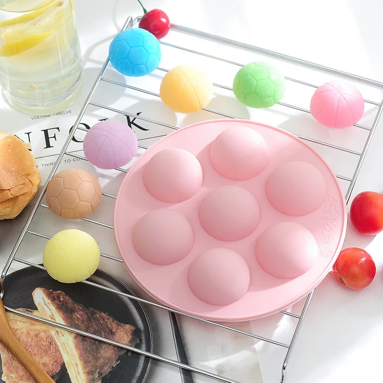 

BPA free7 large three-dimensional football basketball chocolate decoration silicone mold ice tray candy mold, 2 colors