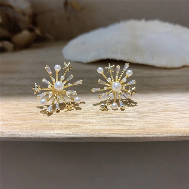 

Korean Fashion Fireworks Cute Pearl Beads Stud Earrings For Women Elegant Zircon Wedding Oorbellen Jewelry Gifts, Green