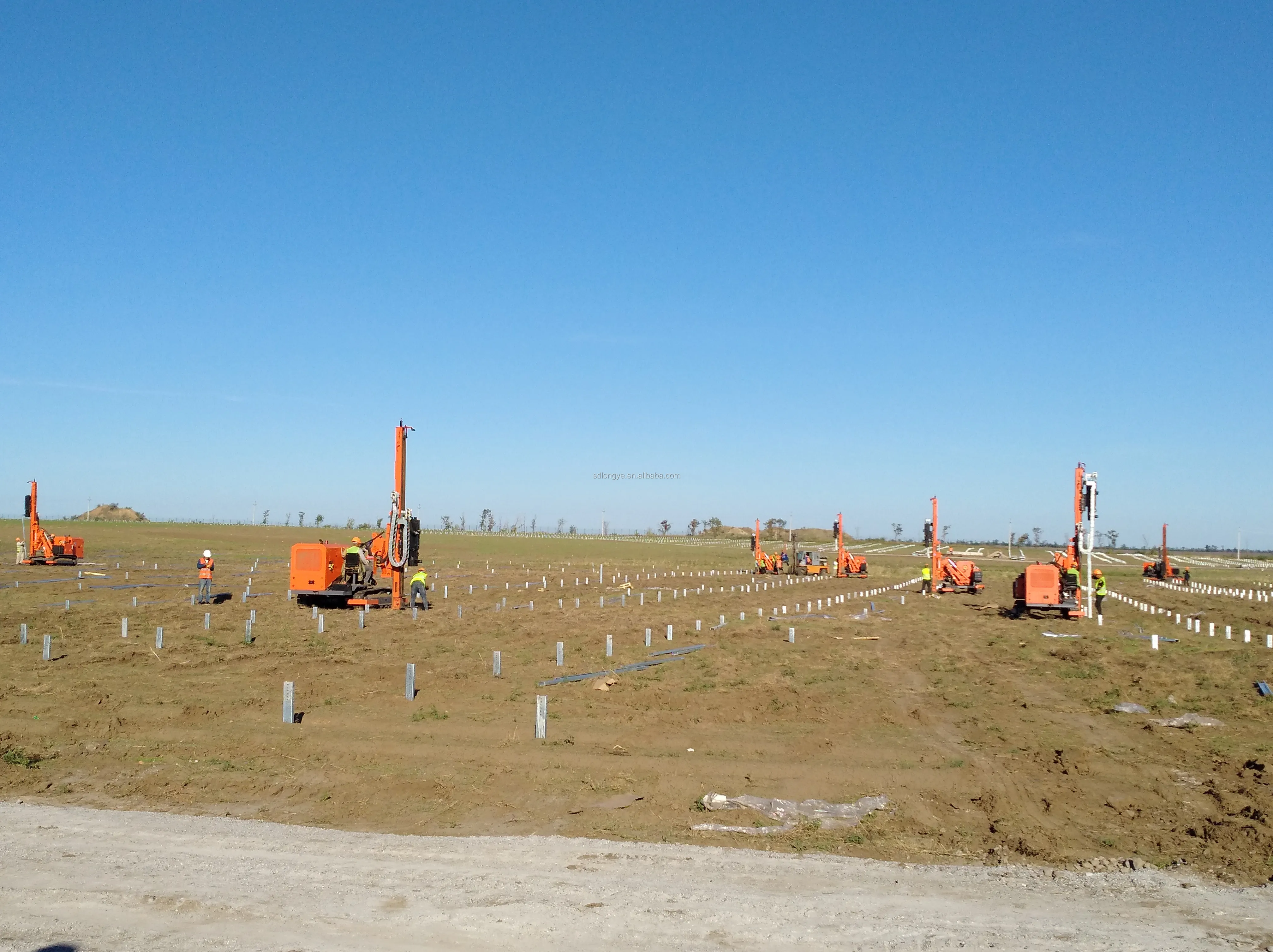 履带式光伏地桩钻井设备光伏太阳能打桩机 mz460y-2