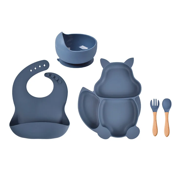 

Wholesale 2021 Amazon Custom Clean privated printed dribble waterproof BPA free silicone baby bibs sets for feeding